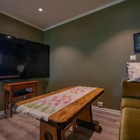 Smorfjord Apartment Russenes